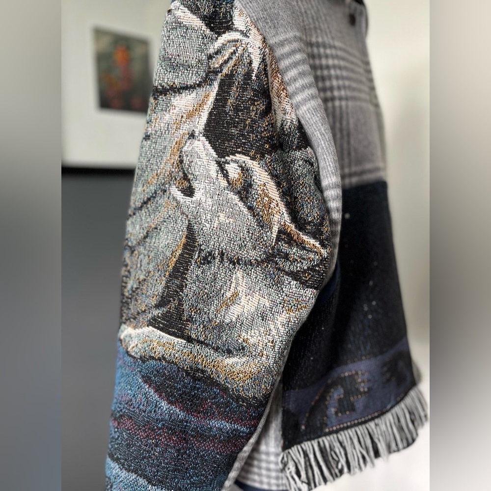Tapestry blanket jacket, crafted from secondhand textiles, ladies' size S-L - Picture 7 of 11